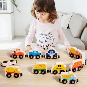 Jouet éducatif Montessori Cars Lot de 11 rails de train magnétiques en bois avec motifs d'animaux et de voitures numériques pour les tout-petits