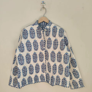 Veste matelassée en coton pour femmes, réversible, tendance, veste florale kantha pour femmes et filles, veste d'hiver et d'été, style bohème, longue et courte - Product Image 1