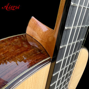 Guitarra Clásica Aiersi de Alta Calidad con Tapa de Abeto Macizo de 39 Pulgadas con Ribete de Madera en Venta - Product Image 4
