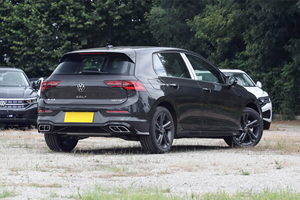 VW <span class=keywords><strong>Golf</strong></span> 280TSI <span class=keywords><strong>DSG</strong></span> Pro <span class=keywords><strong>R</strong></span>-<span class=keywords><strong>Line</strong></span> Compact SUV Voiture à essence 1.4T 150Hp L4 DCT Boîte de vitesses Banque de carburant 51L - Product Image 3