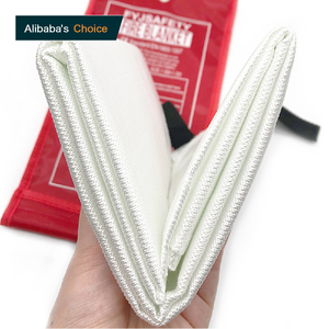 ผ้าห่มกันไฟใยแก้ว JOEN EN1869:2019 ได้รับการรับรอง ทนความร้อนได้ถึง 550 องศาเซลเซียส หนา 0.43 มม. สำหรับความปลอดภัยในบ้านและการดับเพลิง - Product Image 4