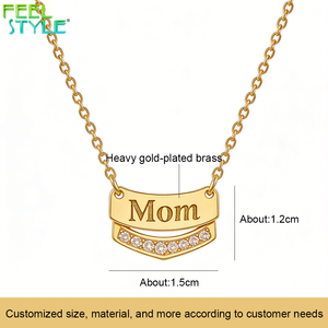 Collana con Ciondolo Ipoallergenico per la Festa della <span class=keywords><strong>Mamma</strong></span>, in Acciaio Inossidabile Placcato Oro 18K PVD, con Incisione MOM & DAD e Inserto in Zirconia Cubica - Product Image 4