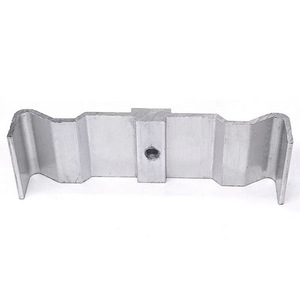 Plaque centrale de connecteur de panneau solaire de type M en alliage d'aluminium Dongjie pour système de montage photovoltaïque - Product Image 1