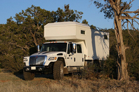 Caravane de remorque de camping-car Pop up d'expédition fabriquée en Chine pour les voyages en plein air et le camping