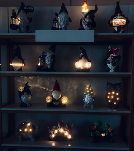 Wholesale Custom Resin Led Light Funny <strong>Large</strong> Cheap Outdoor Decor Solar <strong>Garden</strong> Ornaments <strong>Gnomes</strong> Dwarfs Statue - Product Image 3