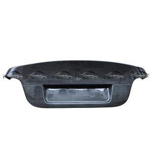 Kits de Carrocería de Repuesto, Puerta Trasera de Fibra de Carbono para BMW E60 - Product Image 1