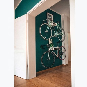 Porte-vélo personnalisé en métal noir et bois, support mural de rangement multifonctionnel pour casque avec serrure à clé, pour articles divers - Product Image 3