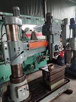 Machine de perçage radiale mécanique d'occasion Z3025X10, moteur, boîte de vitesses, puissance 1,5 kW, diamètre de perçage max. 25 mm, 380 V, sortie d'usine