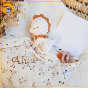 Nouveaux modèles de jouets en crochet doux faits à la main, couverture en mousseline <span class=keywords><strong>pour</strong></span> bébé, <span class=keywords><strong>doudou</strong></span> <span class=keywords><strong>pour</strong></span> bébé, jouet en crochet personnalisé <span class=keywords><strong>pour</strong></span> bébé, <span class=keywords><strong>pour</strong></span> offrir - Product Image 3