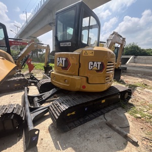 Pelle compacte CAT 304 d'occasion haute performance avec attache rapide et godet en acier allié, provenant de la flotte de machines légères - Product Image 4