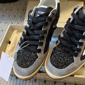 Chaussures de luxe de haute qualité à lacets pour femmes et hommes, design en forme d'étoile, semelle épaisse, empeigne en mesh respirante, légères et décontractées - Product Image 4