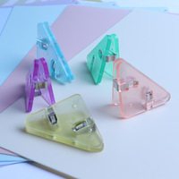 Venta al por mayor, Clips creativos para almacenamiento de aperitivos para niños, esquina de PP, sujetador de archivo de papel triangular de plástico, abrazadera para Carpeta de papel para estudiantes
