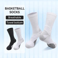 Chaussettes de basketball en gros pour hommes, en coton avec semelle en tissu éponge, chaussettes de sport blanches et noires, logo personnalisé