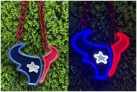 Chaîne de collier d'équipe de lumière au néon LED avec logo de sport personnalisé Accessoires de ventilateur au néon LED en acrylique à la mode en mousse EVA