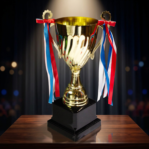 Trophée sportif en cristal plaqué or avec base en bois MDF imprimée UV - Cadeau de bienvenue durable pour les sports et les jeux - Product Image 3