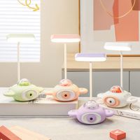 Nouveau design de lampe de bureau avec taille-crayon charge USB pour enfants cadeau