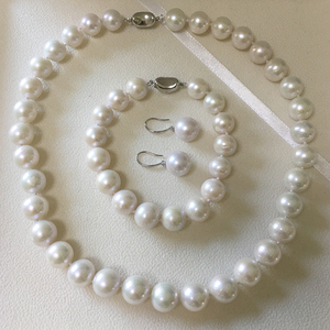 Set di Gioielli di Perle Naturali di Buona Qualità, Collana da 16 Pollici, Bracciale e <span class=keywords><strong>Orecchini</strong></span> in <span class=keywords><strong>Argento</strong></span> 925, Gioielli con Perle d'Acqua Dolce Rotonde da 9-11 mm - Product Image 2