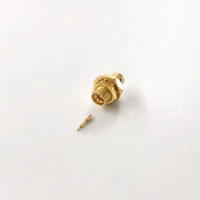Connecteur coaxial RF étanche à prise mâle SMP pour câble d'antenne de 0,086 po, à montage sur panneau avec butée limitée