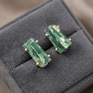 Wholesale 925 <b>Sterling</b> <b>Silver</b> Green Kyanite Rough Stone <b>Stud</b> <b>Earrings</b> Prong <b>Set</b> Wedding Jewelry - Product Image 3