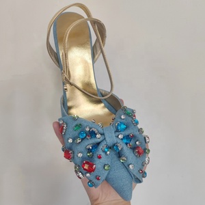Sandales en jean pour femmes à talons aiguilles bleus, bout pointu, lanières à la cheville, ornées de diamants colorés - Product Image 4