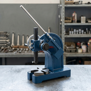Máquina de Plegado Manual FERVI con Función de Cremagliera, Máx. 180 mm, Fuerza de 15000 N - Product Image 3