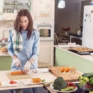 Plateau de rangement en rotin tressé, naturel, tissé à la main, écologique, robuste et léger, pour le stockage de fruits, de collations et de pain, pour la maison et la cuisine - Product Image 5