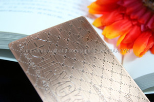 Tarjetas de Visita de Metal Doradas Estilo Chino Personalizadas, Tarjeta VIP con Grabado en Acero Inoxidable, Producto de Impresión en Metal para Regalo Promocional - Product Image 5