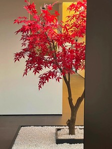 Cây phong cảnh Đỏ Nhân Tạo Nhà hàng Trung tâm mua sắm cảnh quan trong nhà hạ cánh cây trang trí chúc năm mới - Product Image 3