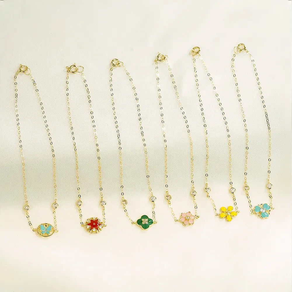 18k Gold Jewelry Lucky Five Leaf Flower Mini Flower Bracelet Wholesale Custom for Women CLASSIC Charm Bracelets