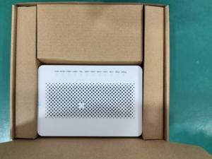 Terminal de Fibra Óptica WiFi-5 AC1200 XPON EG8145V5 ONU con 4GE 1TEL 2USB Inalámbrico de Doble Banda 5G y 2.4G - Product Image 5