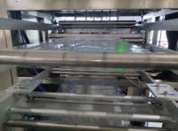 Machine d'emballage liquide à trois côtés scellés Continuons System 3 pour sauce tomate, shampoing, produits de soin de la peau, huile, etc.
