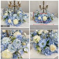 Couronne florale de printemps, couronne de fleurs, fleurs décoratives de printemps, plantes, fleurs décoratives, couronnes et plantes