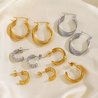 Boucles d'oreilles tendance en acier inoxydable style Instagram européen et américain pour femmes, clous en titane plaqué or en forme de C avec empiècements