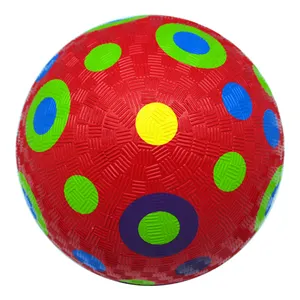 Pelota de goma suave de alta calidad con impresión personalizada para exteriores, pelota de juguete deportiva para patio de juegos