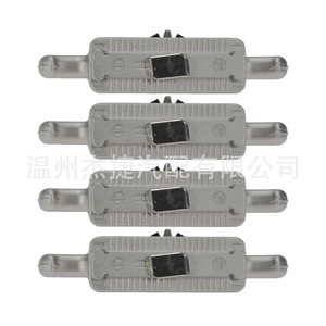 Clip en plastique compatible Nissan Titan 999T7-W3900 pour fixation de plateau de lit et de pare-chocs à usage automobile - Product Image 1