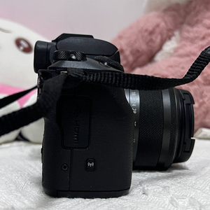 Appareil photo hybride APS-C Canon M50 Mark I 24 MP 4K en promotion - Product Image 4
