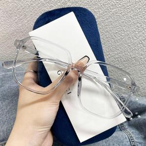 The new 9044 <b>large</b>-<b>frame</b> personalized anti-blue light glasses <b>frame</b> is suitable for both men and women without makeup, making - Product Image 2