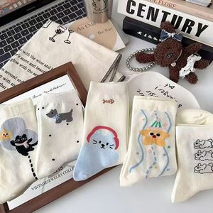 Chaussettes mi-mollet pour femmes, jacquard à motifs de dessins animés japonais, absorbant la transpiration, fines, tendance, printemps-été - Product Image 2