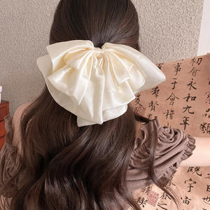 Pince à cheveux en plastique avec nœud en satin français, décoration douce pour mariage et bal de promo pour femmes - Product Image 4