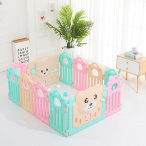 Scivoli Moderni e Casette per Bambini per Giocattoli in Centri Commerciali e Parchi Divertimento - Product Image 1