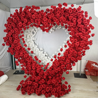 T-FT170 Weißer 8*8ft Herzförmiger Blumenbogen Hochzeits-Blumenbogen Hintergrund Künstliche Seidenblumen-Kugel-Läufer für Hochzeitsdekoration