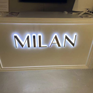 Nhà Máy Tùy Chỉnh Vàng Chải Thép Không Gỉ Cử<span class=keywords><strong>a</strong></span> Hàng Thương Hiệu Tên Thư 3D Backlit LED Biểu Tượng Dấu Hiệu Không Thấm Nước Thân Thiện Với Môi - Product Image 1