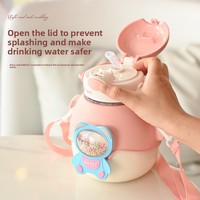Bouteille d'eau isotherme grande capacité pour enfants, motif dessin animé, avec sangle, anti-fuite, élégante, pour l'extérieur, gourde en plastique de qualité étudiante