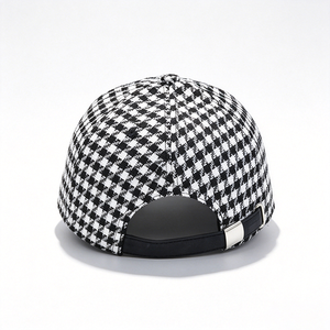 Gorra de Béisbol con Diseño de Pata de Gallo para Mujer, Gorra de Tweed a Cuadros en Blanco y Negro con Visera de Cuero, Sombrero de Sol Casual y Moderno - Product Image 5