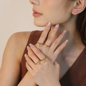 Nuevos Anillos Apilables de Acero Inoxidable con Baño de Oro de 18K, Diseño de Cadena, Corazón, Estrella, Cruz y Ojo con Circonitas - Product Image 2