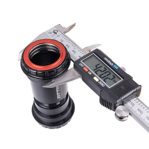 Componente de Ciclismo: Eje de <span class=keywords><strong>Pedalier</strong></span> de Bicicleta de Aleación BB30 con <span class=keywords><strong>Rodamientos</strong></span> Roscados de Cuatro Pares y Eje de 30mm - Product Image 2