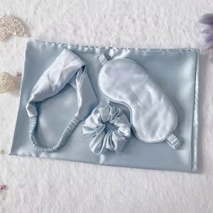 Ensemble de 4 pièces : Masque de sommeil en satin de soie doux, bandeau et chouchous, et taie d'oreiller, pour mariage et fête d'anniversaire - Product Image 2