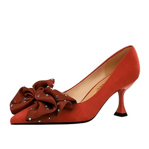262-A2 BIGTREE Alla Moda ed elegante <span class=keywords><strong>scarpe</strong></span> <span class=keywords><strong>con</strong></span> brevi tacchi A Punta singola <span class=keywords><strong>scarpe</strong></span> di Strass fiore <span class=keywords><strong>scarpe</strong></span> Bowknot tacchi alti - Product Image 1