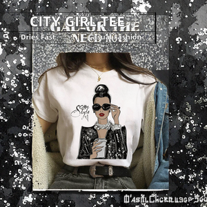 T-Shirt da Donna Best-Seller con Scollo Rotondo, Comoda e Ampia, Stampa Cartoon City Girl, Collezione Estiva, Dettagli in Pizzo e Rivetti, Vendita al Dettaglio e all'Ingrosso - Product Image 2