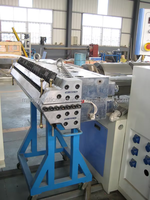 Ligne de production de machine d'extrusion par co-rotation pour feuilles et revêtements de sol en PVC marbré, extrudeuse à double vis parallèle
